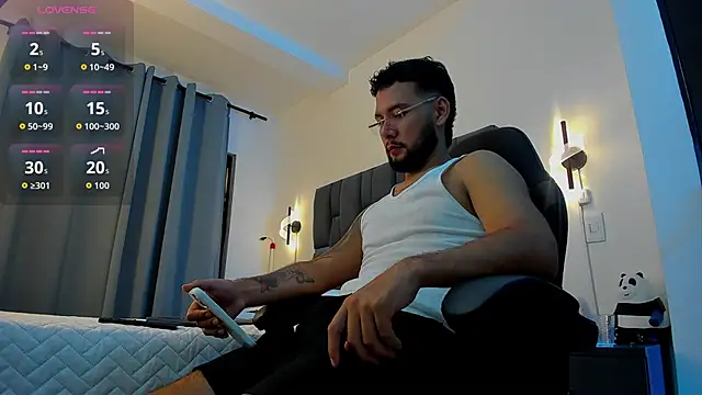 Snapshot of noah_corvelle chatting on November 21, 2025, 4:11 am noah corvelle online show from November 21, 2025, 4:11 am