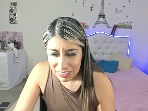 veronicamist95 online show from November 7, 2025, 2:11 am