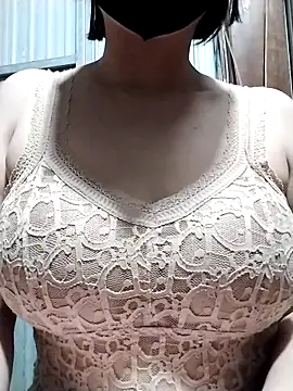 Niramiu online show from November 23, 2025, 4:56 am