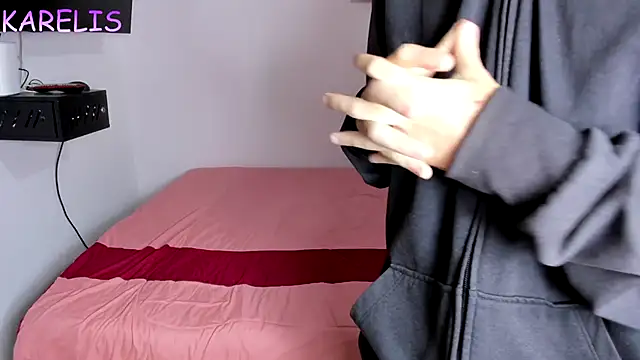 skinnysharonx online show from November 27, 2025, 1:40 am