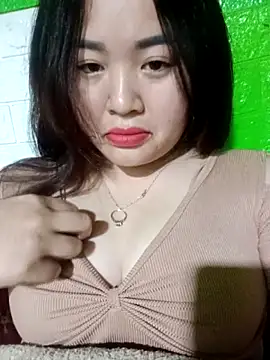 Bee-bgolden online show from December 19, 2025, 2:24 pm