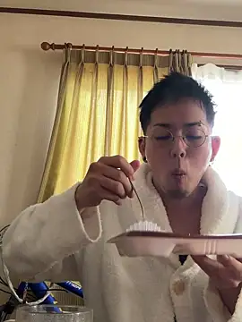 ippei0001 online show from January 10, 2026, 6:37 am