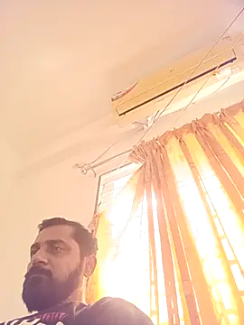 Snapshot of RubyEntity chatting on November 9, 2025, 5:39 am RubyEntity online show from November 9, 2025, 5:39 am