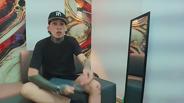 Snapshot of DANTE_ARMSTRONG chatting on November 21, 2025, 11:36 pm DANTE ARMSTRONG online show from November 21, 2025, 11:36 pm