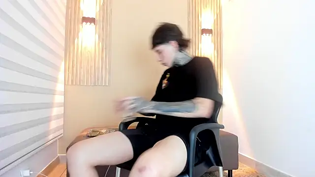 Snapshot of DANTE_ARMSTRONG chatting on November 29, 2025, 3:53 am DANTE ARMSTRONG online show from November 29, 2025, 3:53 am