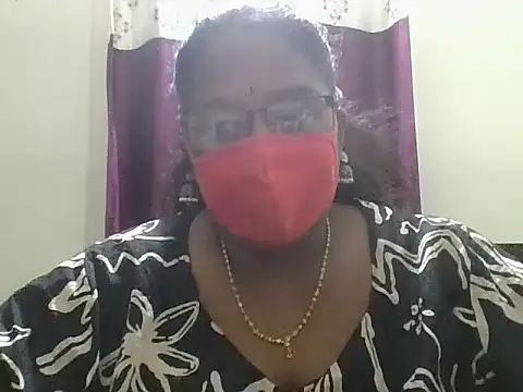 hootypriya online show from April 21, 2026, 6:12 pm