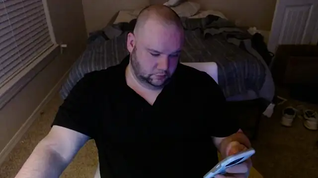 MegaChip online show from April 12, 2026, 9:25 am