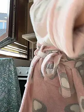 EdaQueen online show from March 6, 2026, 8:55 am