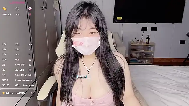 Snapshot of Chayka_21 chatting on November 5, 2025, 5:13 pm Chayka 21 online show from November 5, 2025, 5:13 pm