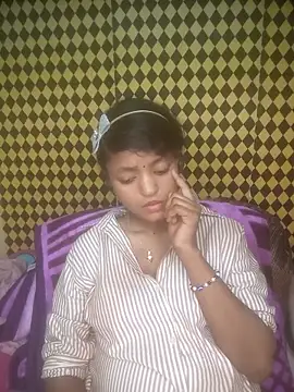 Freakingromance online show from April 14, 2026, 9:21 pm