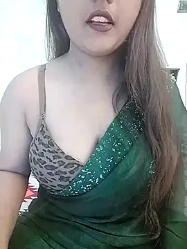 LoveLy-Soneya online show from November 9, 2025, 8:45 am