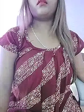 Snapshot of LoveLy-Soneya chatting on June 17, 2026, 4:19 pm LoveLy-Soneya online show from June 17, 2026, 4:19 pm