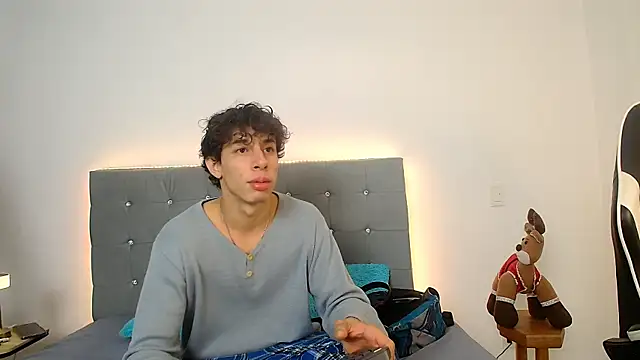 Snapshot of chris_evans27 chatting on November 27, 2025, 3:08 am chris evans27 online show from November 27, 2025, 3:08 am