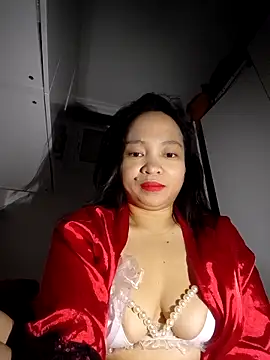 MyAssyWantsYou online show from November 5, 2025, 7:03 pm