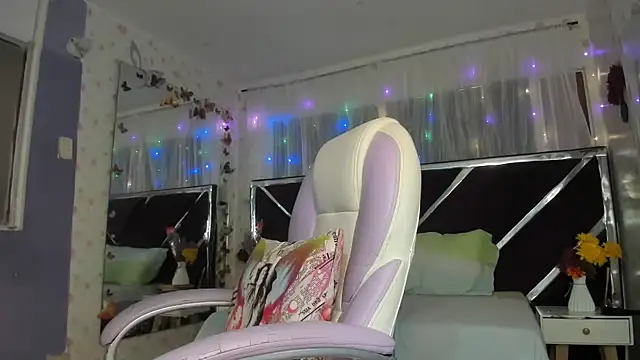 Santy bigcock 01 online show from March 25, 2026, 5:52 pm