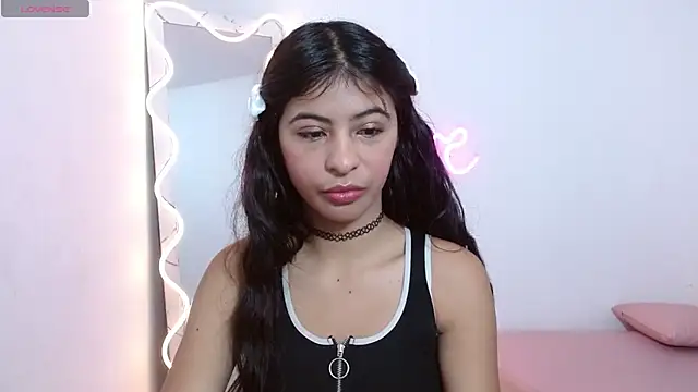 Sandyy tay online show from November 10, 2025, 11:31 am