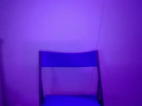 nikolasnik50 online show from November 6, 2025, 9:48 pm