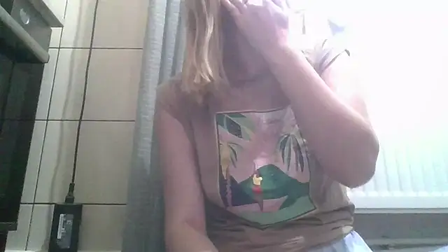 Snapshot of dirty_sasha00 chatting on May 15, 2026, 2:51 am dirty sasha00 online show from May 15, 2026, 2:51 am