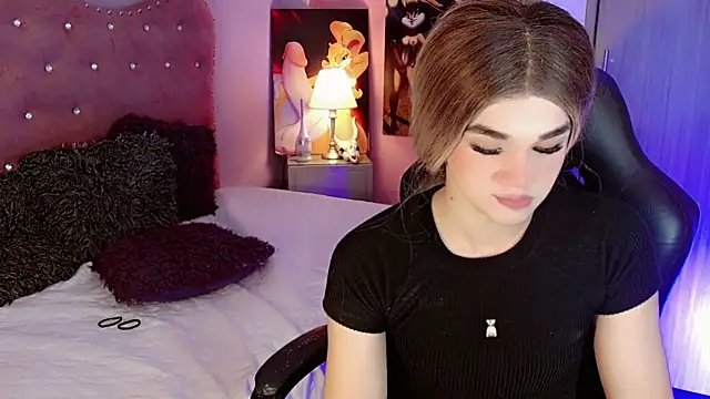 VeroniicaSmiith online show from November 24, 2025, 6:18 pm