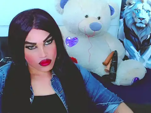 NharaBigCock online show from November 17, 2025, 6:35 pm