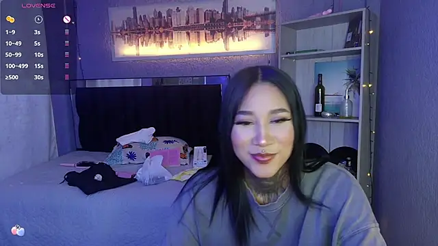 lyam ebony  online show from November 5, 2025, 10:43 pm