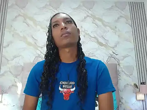 MiaCoock online show from January 7, 2026, 12:40 pm