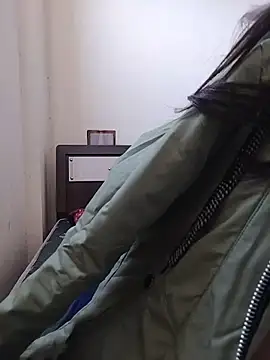 simran patel online show from December 3, 2025, 9:40 am