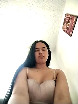 Zoe Raven11 online show from April 6, 2026, 3:02 pm