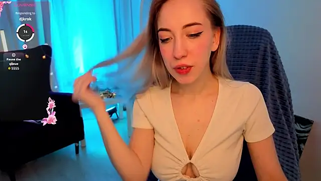 IsabelleBliz online show from December 17, 2025, 5:46 am