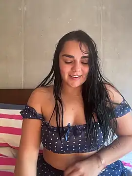 babypretty07 online show from November 26, 2025, 11:39 pm