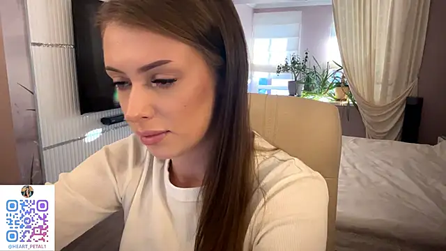 mona star online show from November 15, 2025, 11:51 am