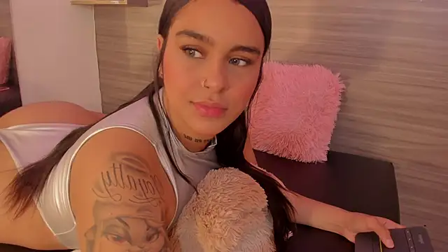 Snapshot of Taylor_walton chatting on November 28, 2025, 12:19 pm Taylor walton online show from November 28, 2025, 12:19 pm