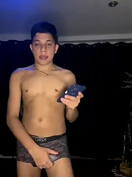 LucaDave 1 online show from November 26, 2025, 5:30 am