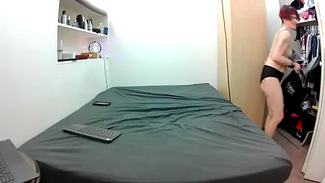 Empress Lilith online show from January 14, 2026, 6:35 pm