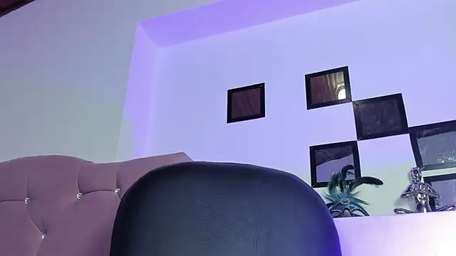  Noa Smith  online show from November 20, 2025, 10:15 am