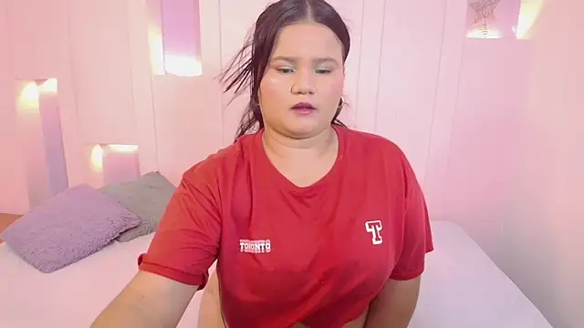 SaraVixen8 online show from November 27, 2025, 11:56 am