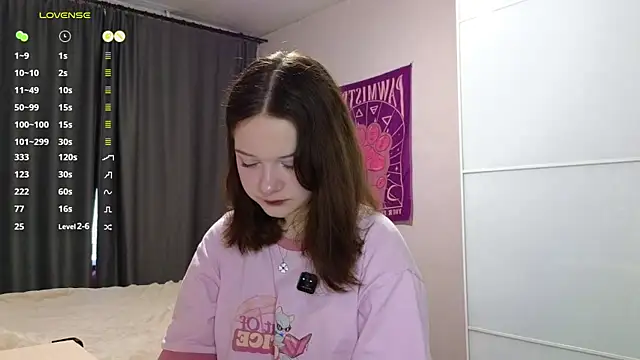 AlissaGerardo online show from April 19, 2026, 11:42 am