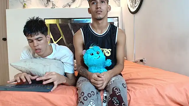 IMPERIO ROMANO online show from November 17, 2025, 7:19 pm