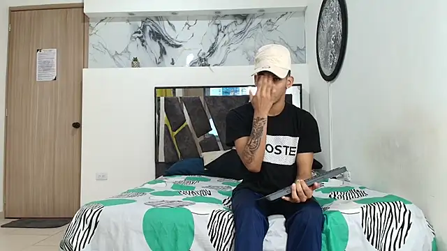 IMPERIO ROMANO online show from November 24, 2025, 7:13 pm