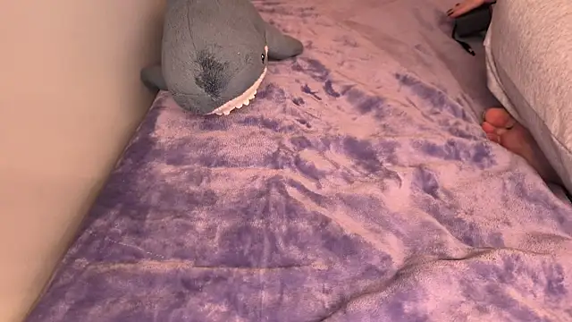 chloehollis online show from November 28, 2025, 10:01 pm