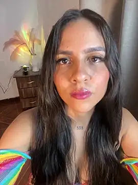 alisaa jhons1 online show from April 21, 2026, 12:23 am