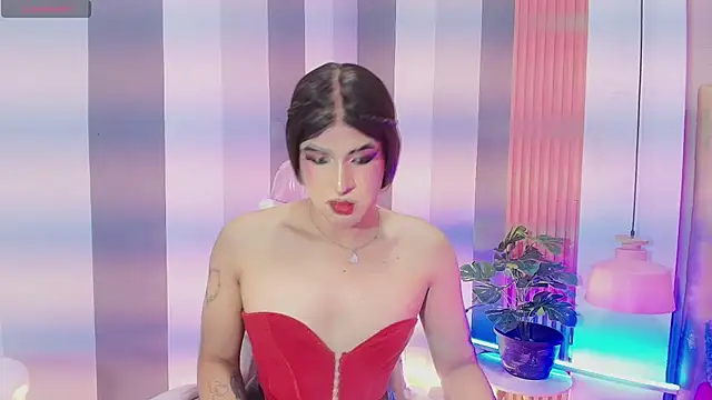 Snapshot of camii_raux chatting on November 13, 2025, 3:49 am camii raux online show from November 13, 2025, 3:49 am