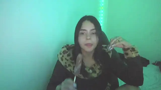 ScarlettG2004 online show from January 10, 2026, 12:01 am