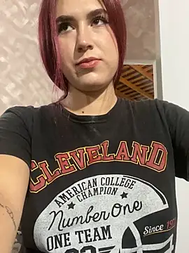 Snapshot of JimenaWhite chatting on November 9, 2025, 4:55 am JimenaWhite online show from November 9, 2025, 4:55 am