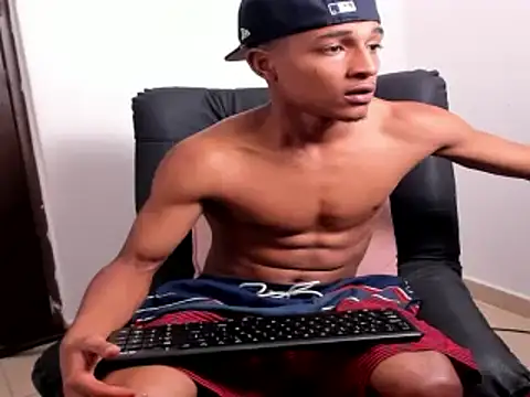 BadBoyCam online show from November 24, 2025, 2:00 am