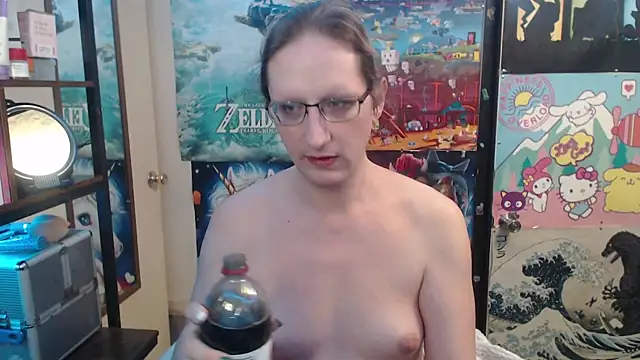 Savanah Banana  online show from December 23, 2025, 10:24 am