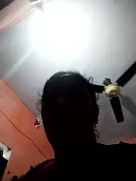 Hami705 online show from November 9, 2025, 3:27 am