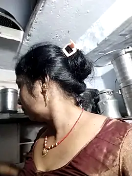 Hami705 online show from November 9, 2025, 3:32 pm