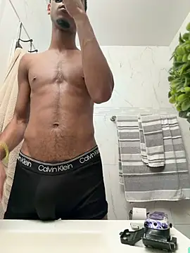 Snapshot of drpapi1942 chatting on November 13, 2025, 7:46 pm drpapi1942 online show from November 13, 2025, 7:46 pm