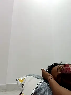 sanjana077 online show from March 10, 2026, 1:27 pm